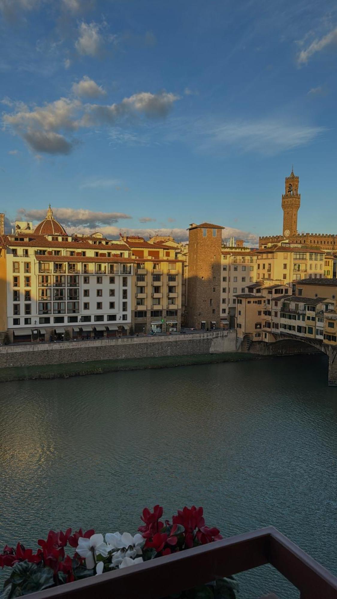 Ponte Vecchio View Luxury Apartment Florencia Exterior foto